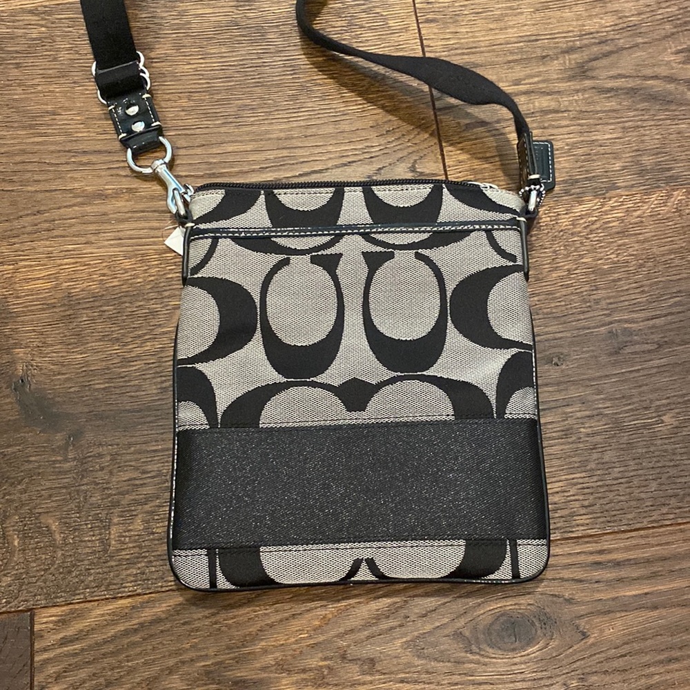 Coach shoulder bag